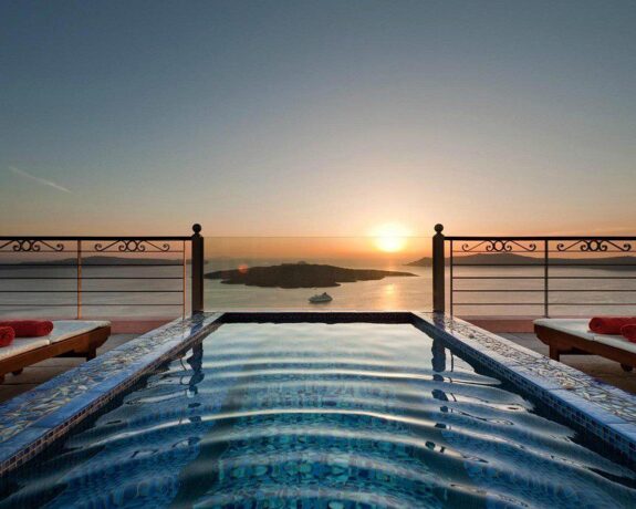 Nefeles Luxury Suites