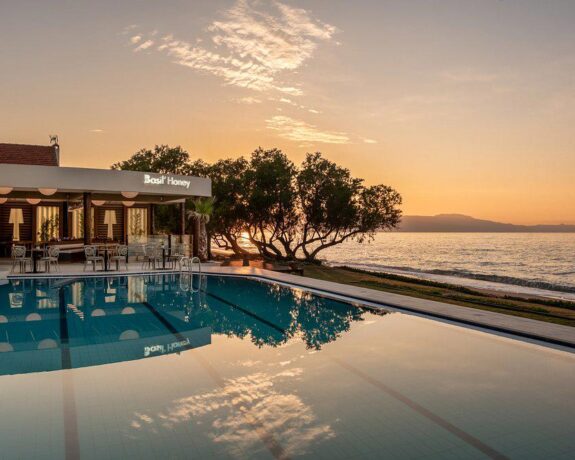 Blue Dome Sea View Hotel