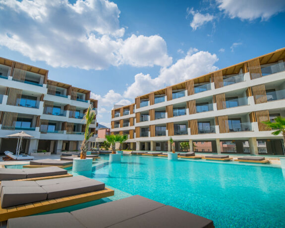 Fly & Go Akasha Beach Hotel & Spa