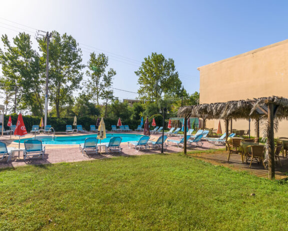 Fly & Go Nemesis Studio's