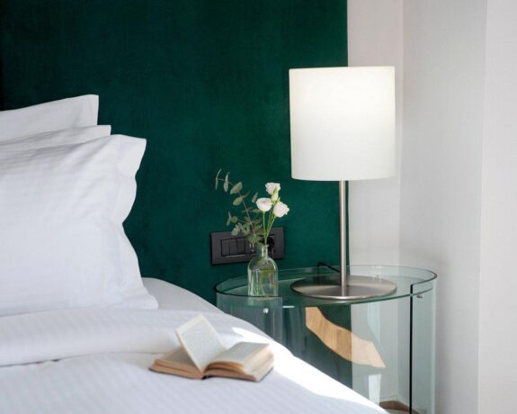 Athenaeum Eridanus Luxury