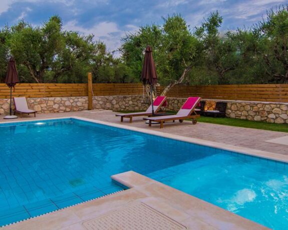 Evanthe Stone Villas