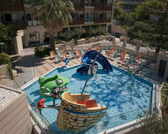Fly & Go Minos Hotel