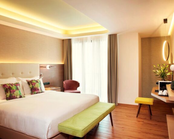 Zeus Essence Wyndham Athens Residence