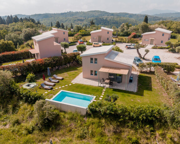 Epta Karpi Villas